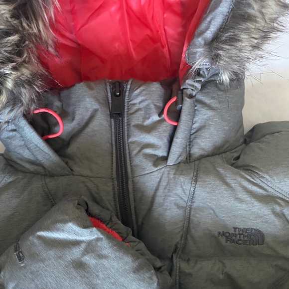 North Face Gotham 550 down jacket - Picture 4 of 11